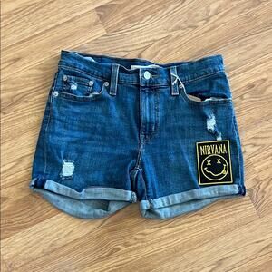 Nirvana Levi's Jean Short upcycled Denim Shorts size 28 mid length Shorts